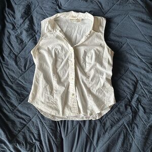 St. John's Bay White Sleeveless Button-Down Shirt
